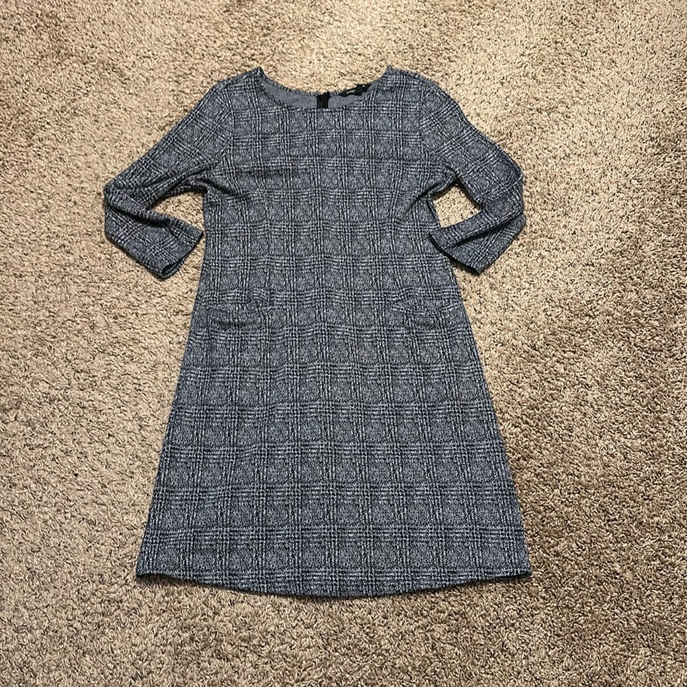 Women’s dress